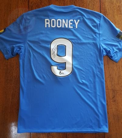 From Graeme Watson's personal collection, Adam Rooney 2017-18 shirt From Graeme Watson's personal collection, Adam Rooney 2017-18 shirt