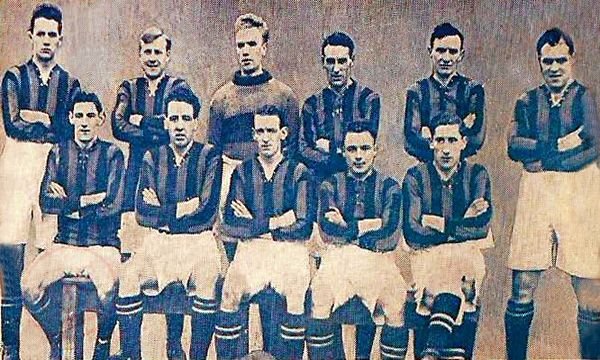 Aberdeen Football Club, Team Photo 1924-25. From Graeme Watson's personal collection, Aberdeen Football Club, Team Photo 1924-25 - Copyright © 2021 Graeme Watson.
