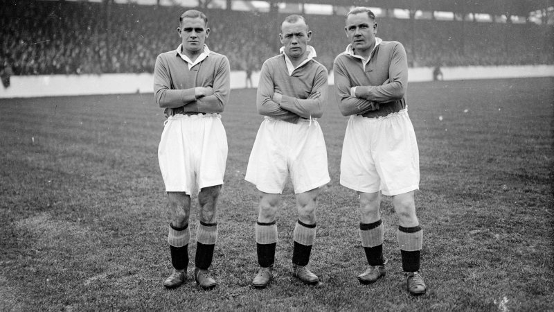 Alex Cheyne, Hughie Gallacher and Andy Wilson - Original B&W picture - No copyright - attached.
