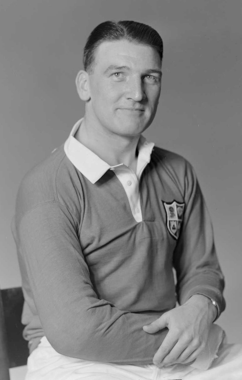 Douglas W.C.'Doug' Smith Douglas W.C.'Doug' Smith - Unknown (Crown Studio Ltd of Wellington), Public domain, via Wikimedia Commons.