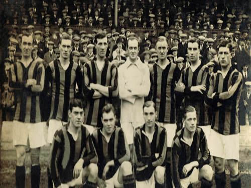 Aberdeen Football Club 1930-31, Team Photo - original B&W picture - No copyright - attached